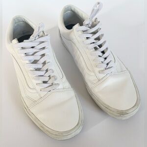 Vans Men’s 12 Old Skool Classic White Sneakers